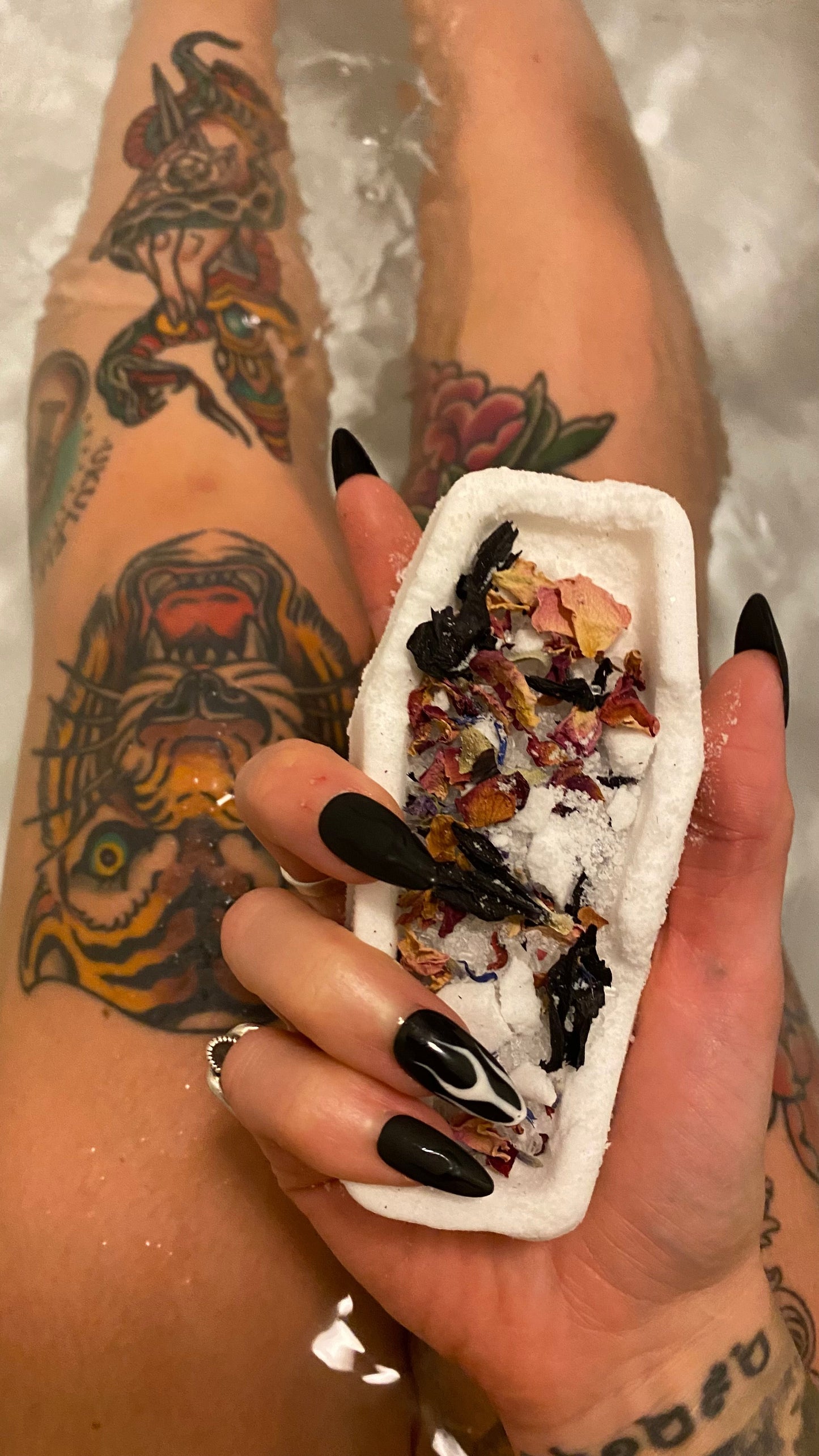 Luna Witch Coffin  Bath bomb