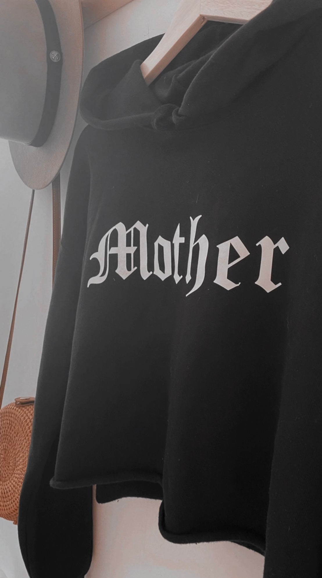 “Mother” Black casual cropped hoodie